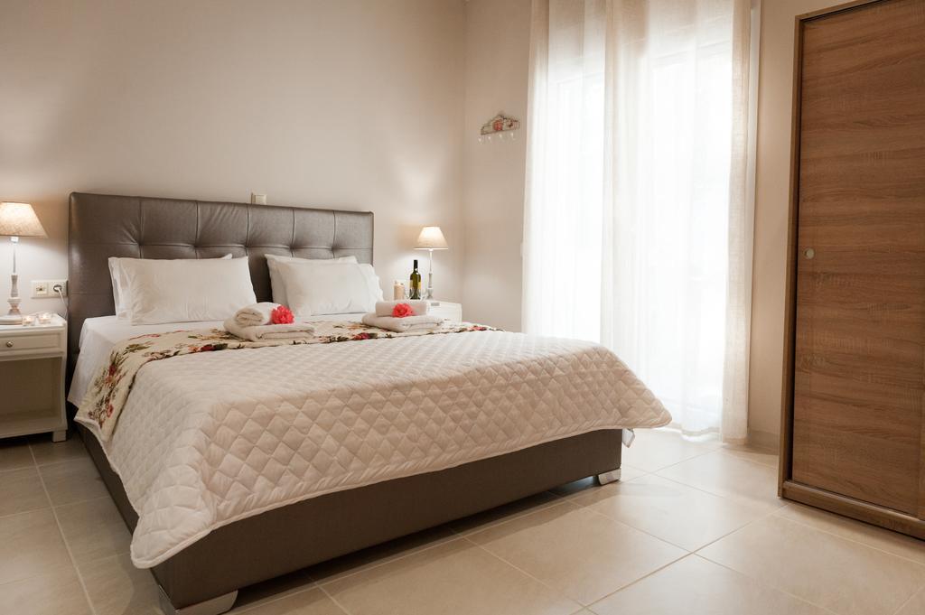 Villa Athanasia Limenas  Phòng bức ảnh